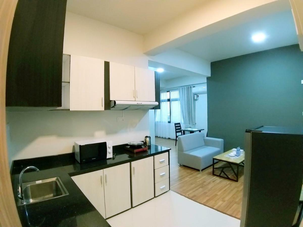 Myanandar & 3* Yangon